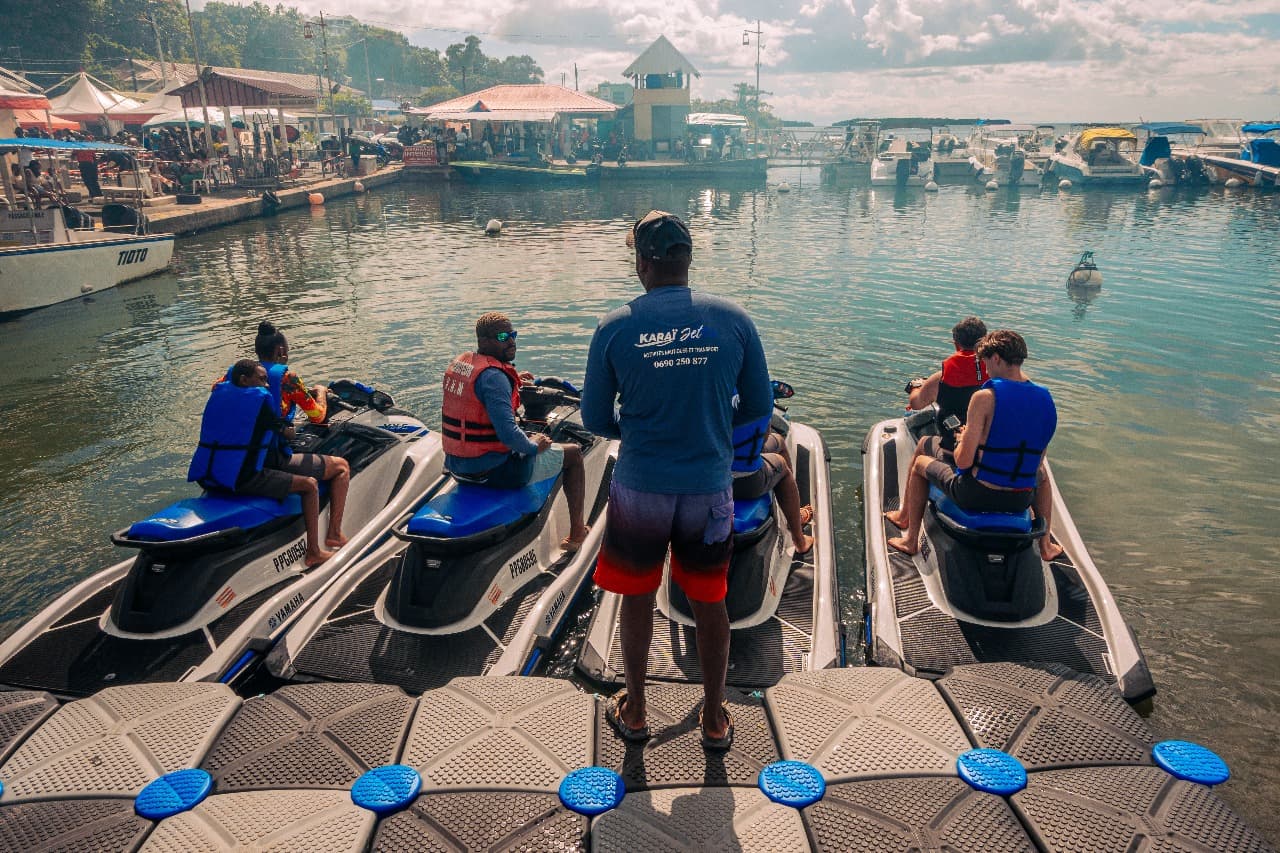 Départ jet ski KaraïJet Guadeloupe